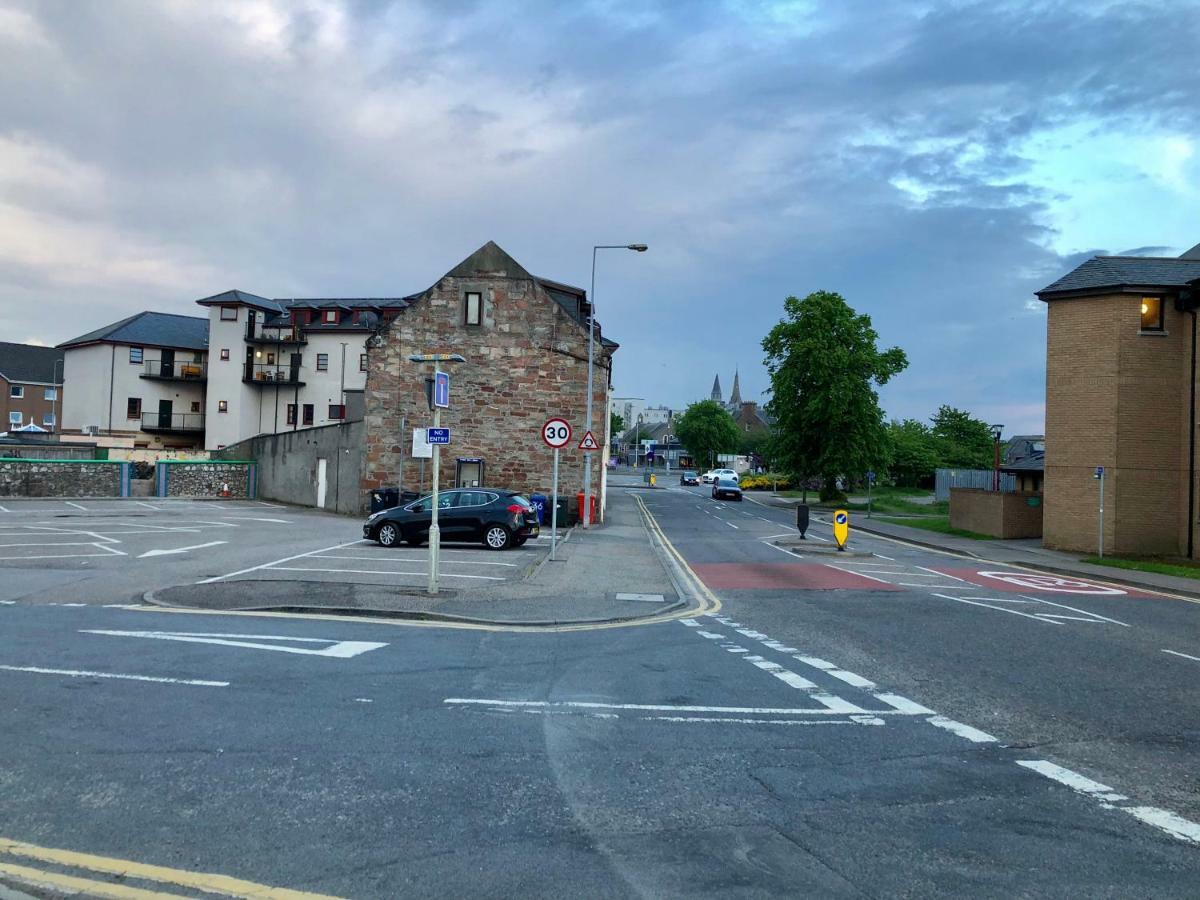 Riverside Townhouse Inverness Luaran gambar